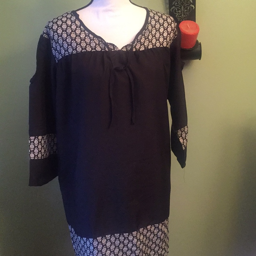 SR Fashions Black & White Blouse Sz XXL New